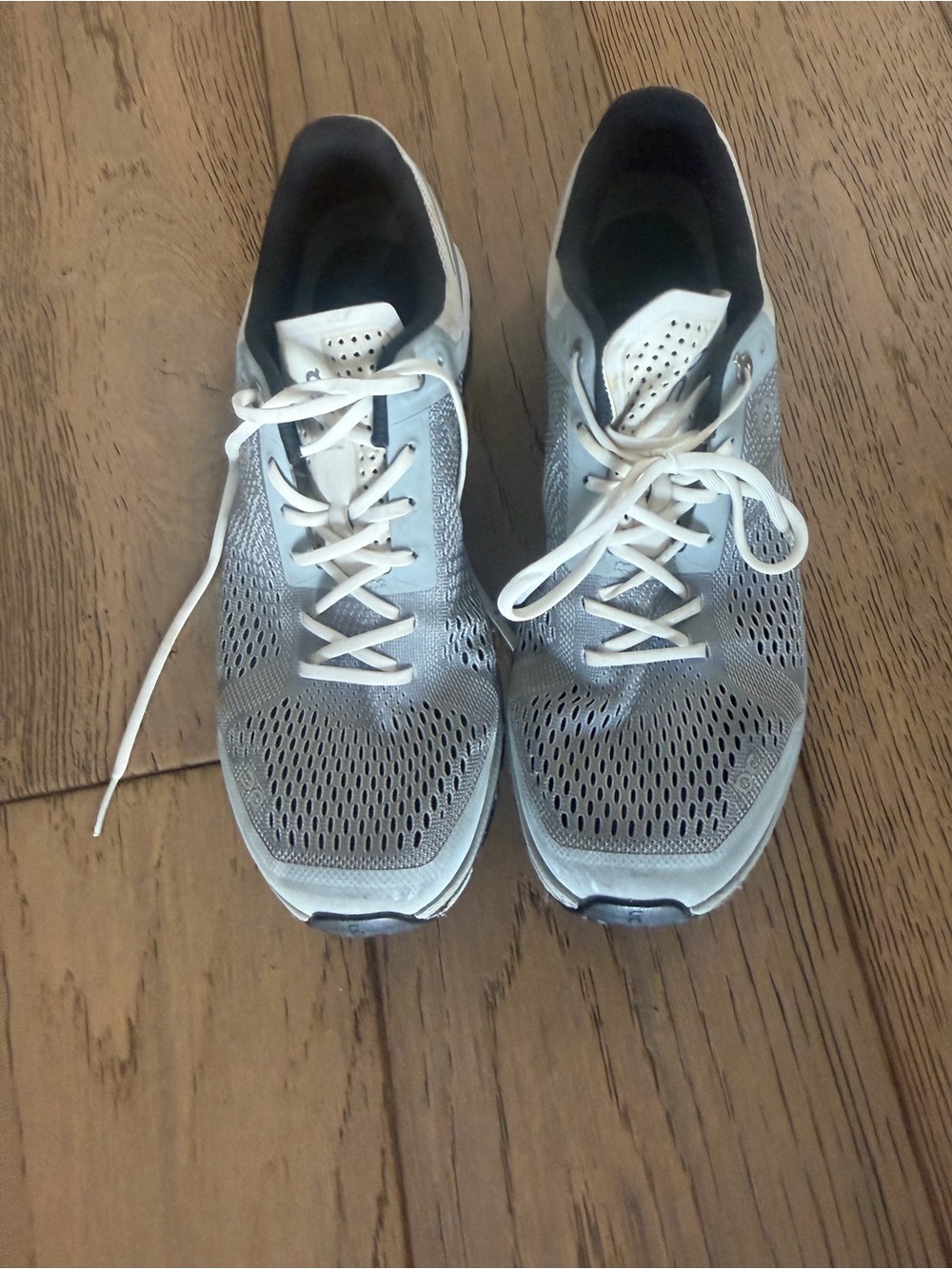 Women's Lightweight Breathable Gray Athletic Running Shoes